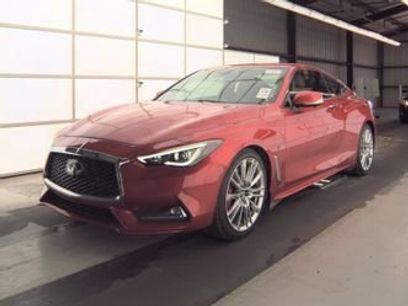 Used 2017 INFINITI Q60 Red Sport 400