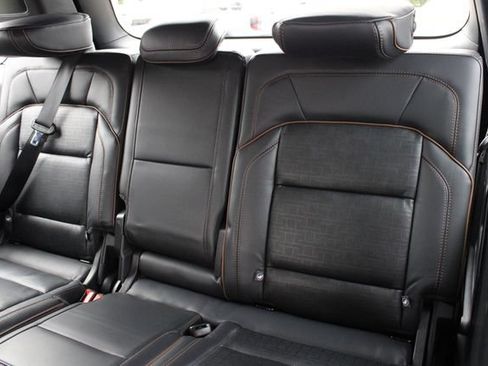 Used 2025 Lincoln Navigator Black Label AWD/4WD image 22