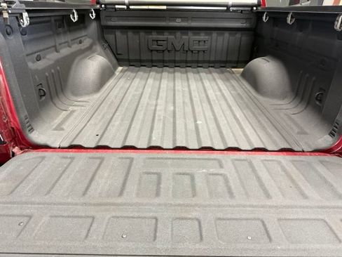 Used 2017 GMC Canyon SLE w/ SLE Convenience Package AWD/4WD image 31