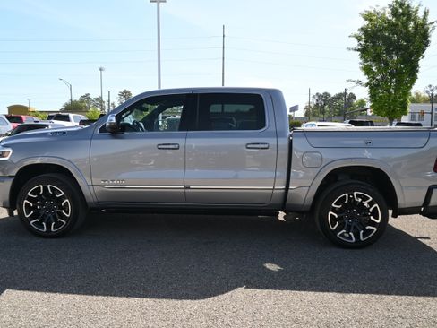 Used 2025 RAM 1500 Limited image 8