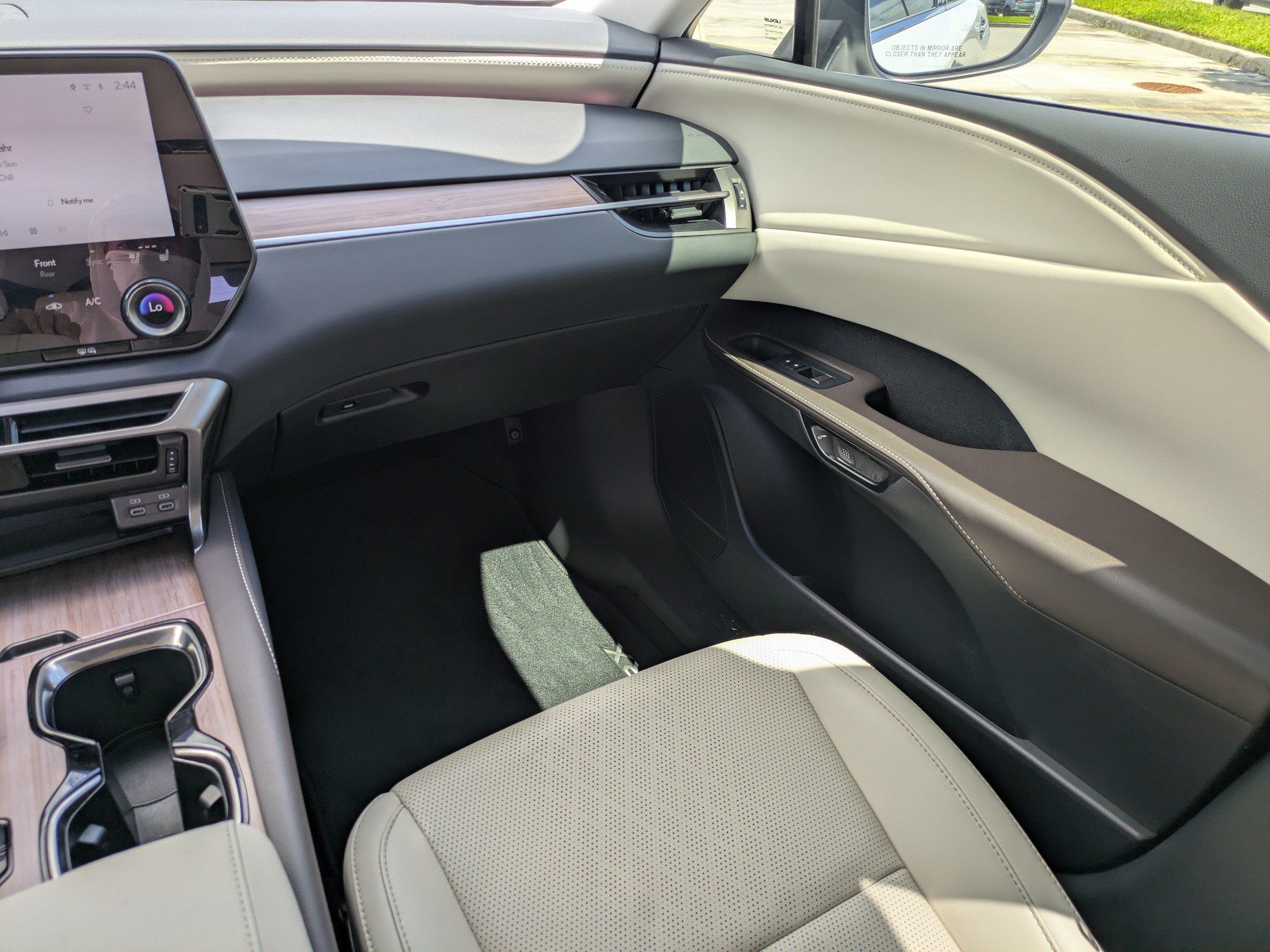 Used 2025 Lexus RX 350 Premium Plus w/ Convenience Package AWD/4WD image 16