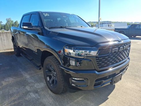 Used 2025 RAM 1500 Big Horn AWD/4WD image 2