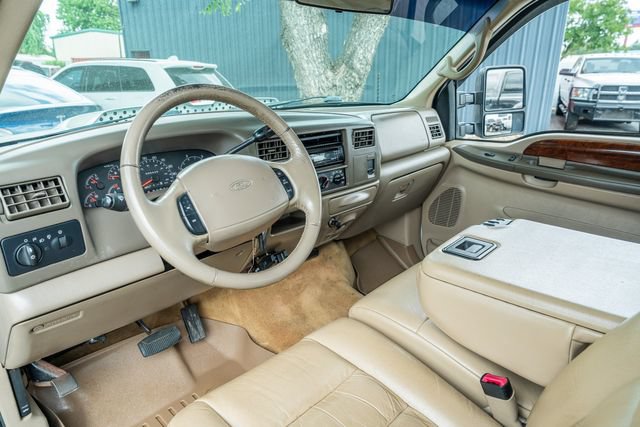 Used 2001 Ford F350 Lariat AWD/4WD image 23
