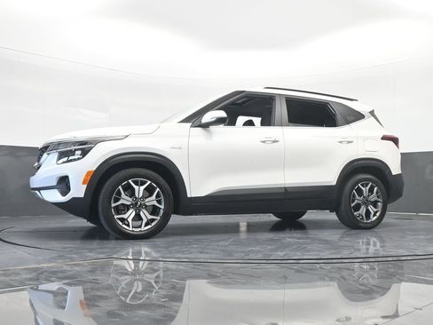 Used 2021 Kia Seltos EX image 55