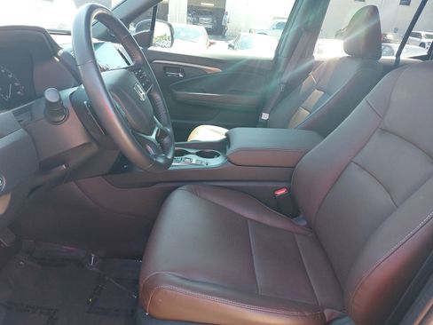 Used 2025 Honda Ridgeline RTL image 16