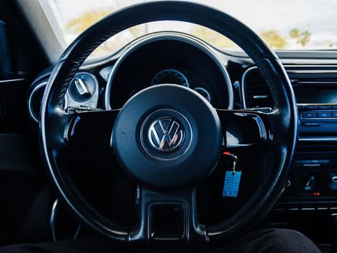 Used 2013 Volkswagen Beetle 2.5 50's Edition image 13