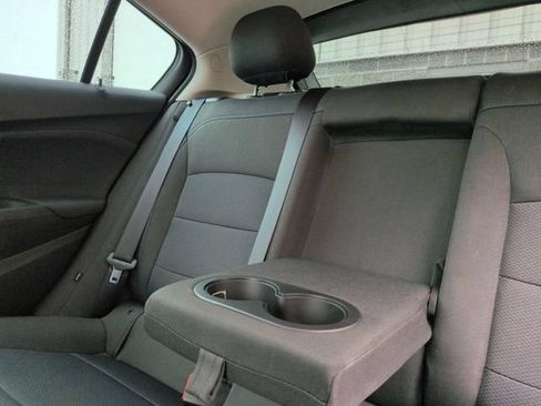 Used 2018 Chevrolet Cruze LT FWD image 26