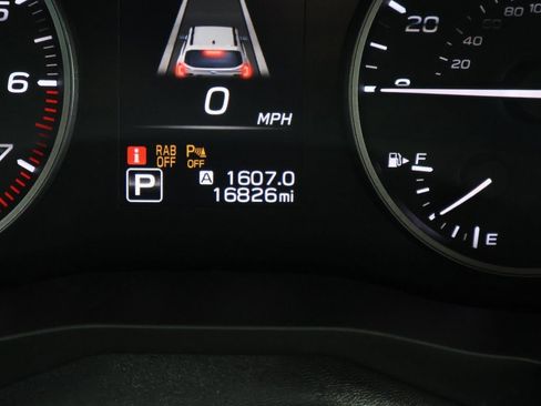 Used 2024 Subaru Ascent Premium w/ Convenience Package image 32