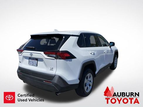 Certified 2022 Toyota RAV4 LE w/ Carpet Mat Package (TMS) AWD/4WD image 8