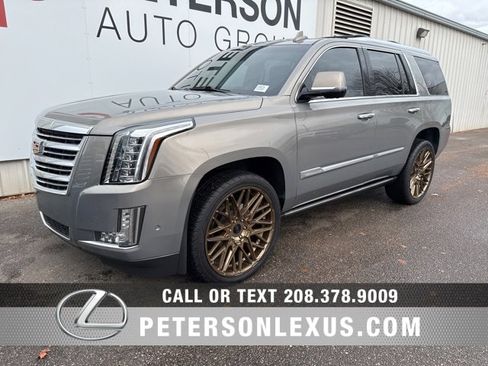Used 2018 Cadillac Escalade Platinum image 7