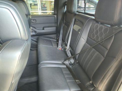 Used 2022 Nissan Frontier PRO-4X w/ Pro-4X Premium Package AWD/4WD image 21