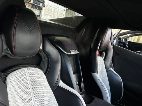 Used 2023 Chevrolet Corvette Stingray Premium Conv image 17