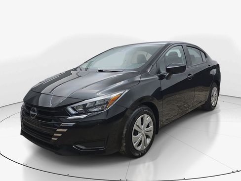 Used 2025 Nissan Versa S w/ Trunk Package FWD image 8