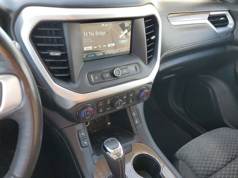 Used 2019 GMC Acadia SLE image 22