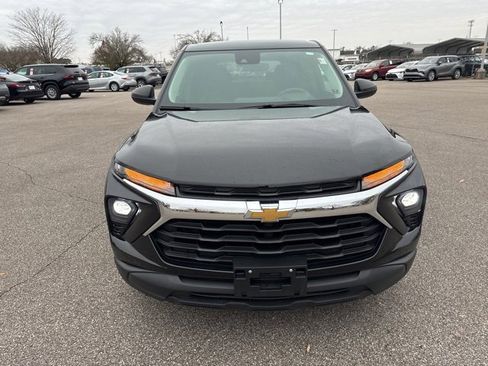 Used 2024 Chevrolet TrailBlazer LS w/ LS Convenience Package image 8