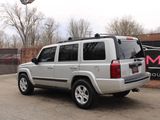 Used 2007 Jeep Commander Sport image 3