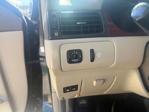 Used 2004 Lexus ES 330 image 17