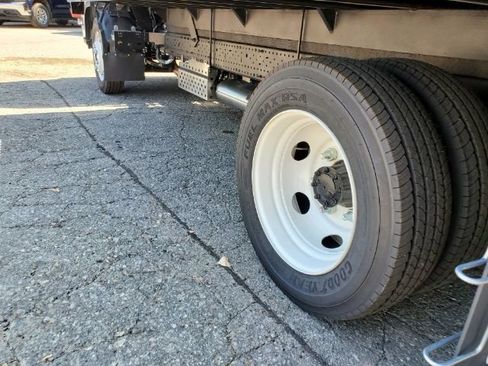 New 2024 Chevrolet Low Cab Forward RWD image 6