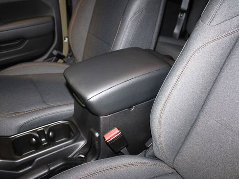 New 2026 Jeep Wrangler Sport S image 20