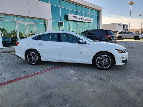 Used 2024 Chevrolet Malibu LT image 8