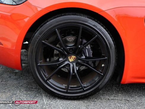 Used 2017 Porsche 718 Boxster image 11