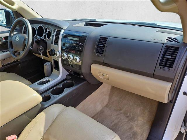 Used 2008 Toyota Sequoia SR5 RWD image 22