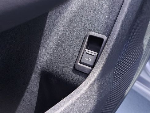 New 2025 Audi A5 2.0T Prestige image 21