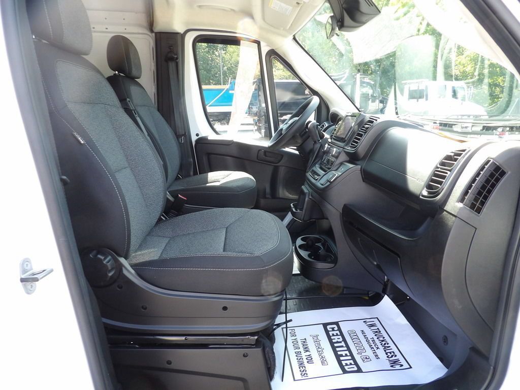 Used 2024 RAM ProMaster 2500 FWD image 32