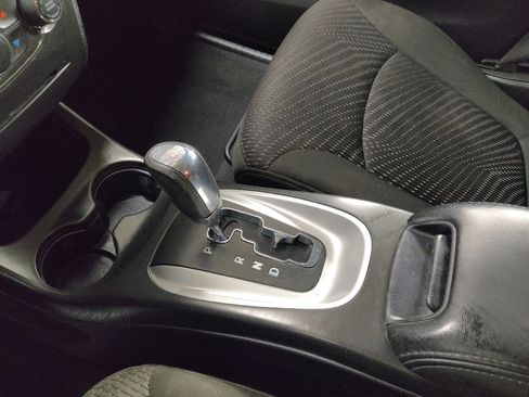 Used 2019 Dodge Journey SE w/ Premium Group image 26