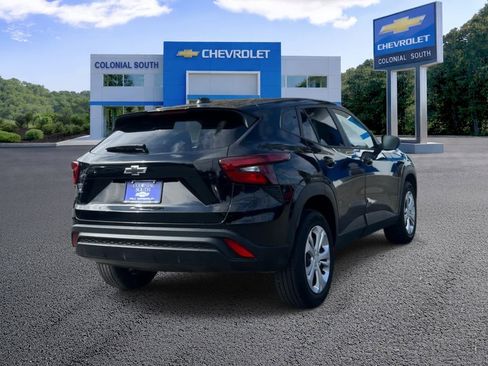 Certified 2024 Chevrolet Trax LS image 6