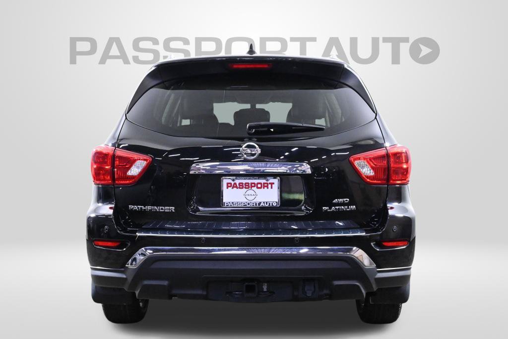 Used 2020 Nissan Pathfinder Platinum AWD/4WD image 6