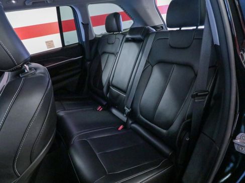 Used 2023 Jeep Grand Cherokee Limited w/ Trailer Tow Prep Group (B) image 12