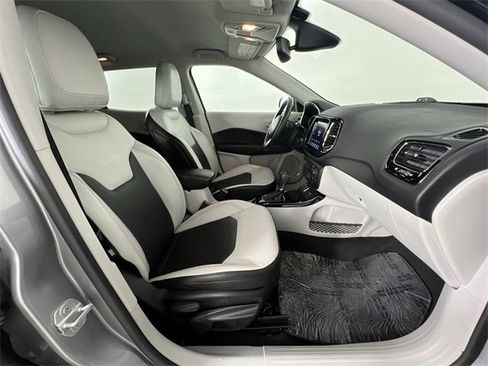 Used 2021 Jeep Compass Limited image 29