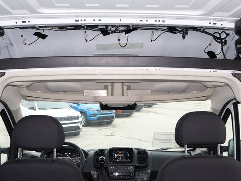 New 2026 RAM ProMaster 2500 w/ Convenience Group image 18