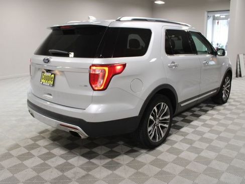 Used 2016 Ford Explorer Platinum AWD/4WD image 11