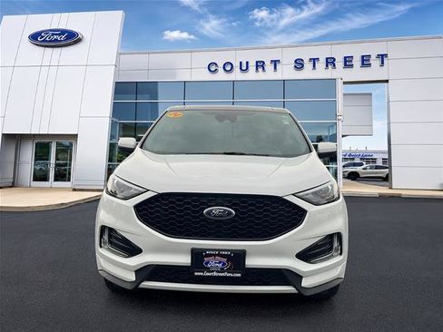 Certified 2024 Ford Edge ST-Line AWD/4WD image 2