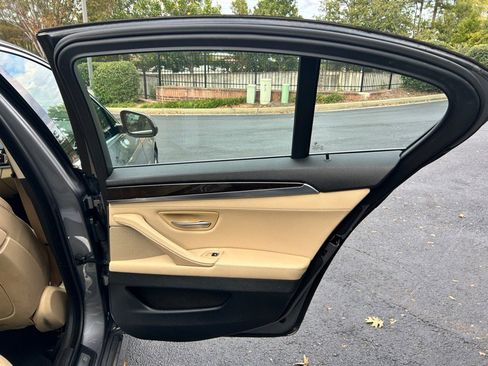 Used 2016 BMW 528i Sedan image 33