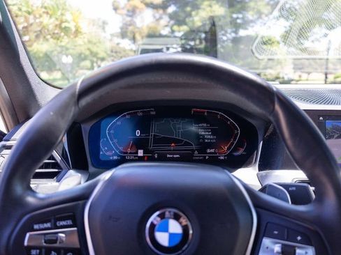 Used 2020 BMW 330i Sedan w/ Premium Package image 24