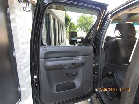 Used 2008 Chevrolet Silverado 3500 LT AWD/4WD image 17
