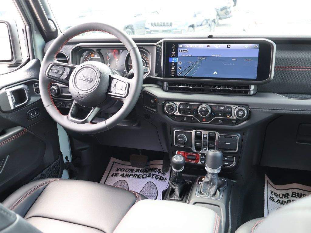 Used 2024 Jeep Wrangler Unlimited Rubicon w/ Technology Group AWD/4WD image 12