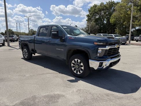 New 2026 Chevrolet Silverado 2500 LT w/ All Star Edition AWD/4WD image 2