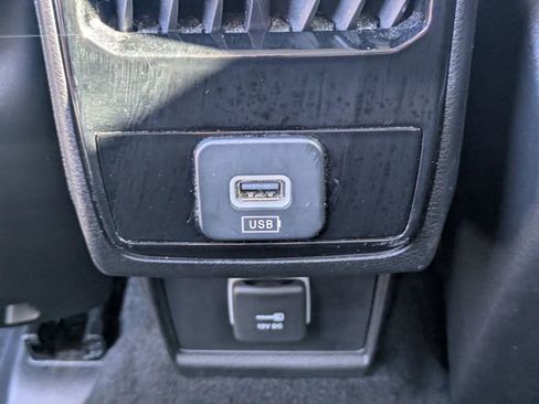 Used 2022 Jeep Compass Latitude FWD image 13