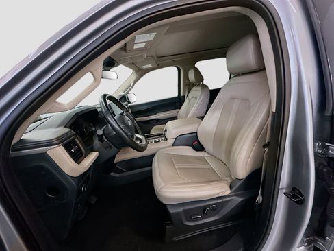 Used 2024 Ford Expedition Max Limited image 13