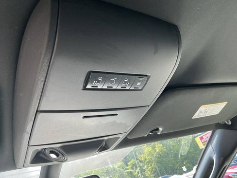 Used 2018 Dodge Grand Caravan GT FWD image 21