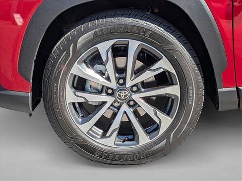 Certified 2025 Toyota Corolla Cross XLE w/ Convenience Package image 22