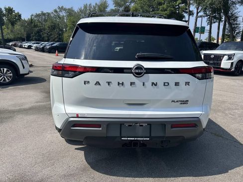 New 2026 Nissan Pathfinder Platinum w/ Cargo Package AWD/4WD image 6