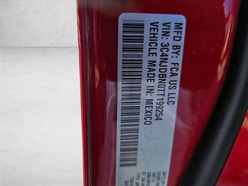 New 2026 Jeep Compass Latitude image 14