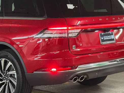 New 2026 Lincoln Aviator AWD image 7