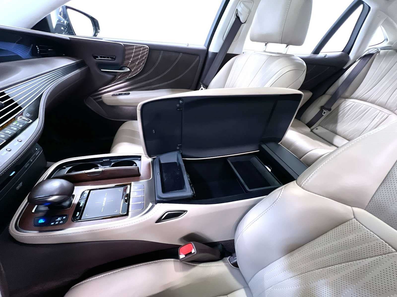 Used 2019 Lexus LS 500 AWD image 28