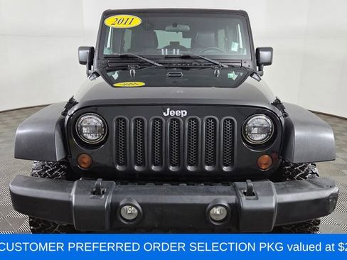 Used 2011 Jeep Wrangler Unlimited Sport image 2